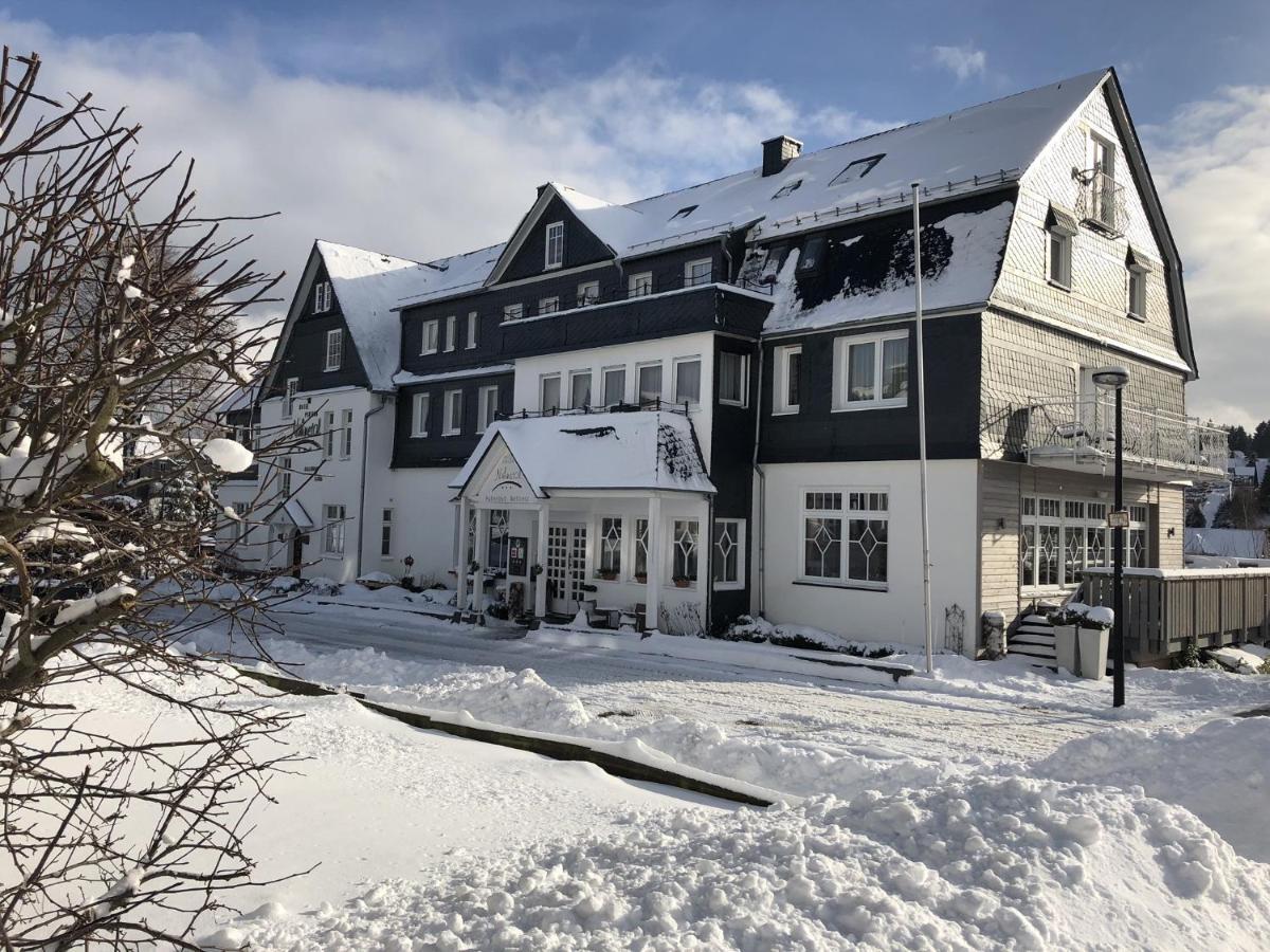 Hotel Nuhnetal วินเทอร์แบร์ก ภายนอก รูปภาพ